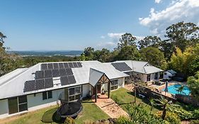 Ninderry Manor-Spectacular Hinterland Retreat